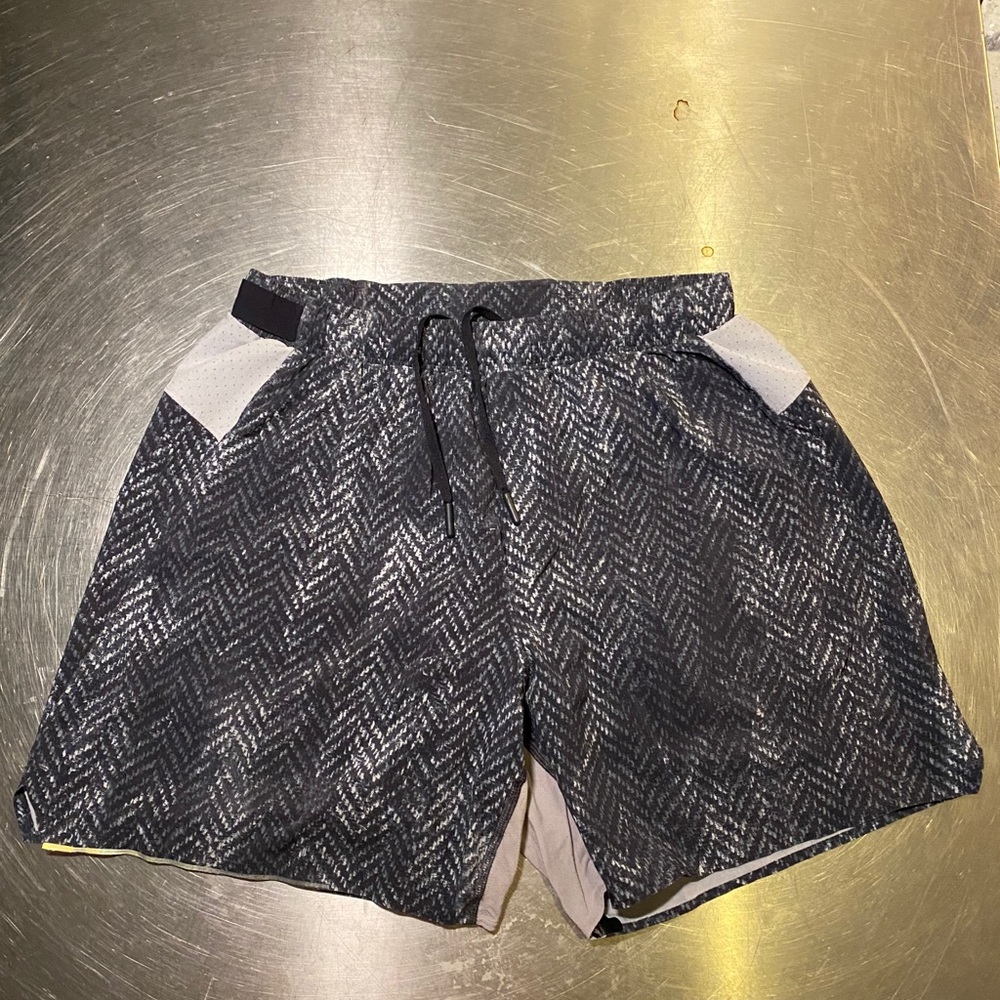 Lululemon Pace Breaker Short Lined 7”